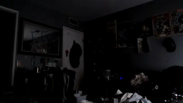 eavestease1 online show from February 2026 04:27:02 PM