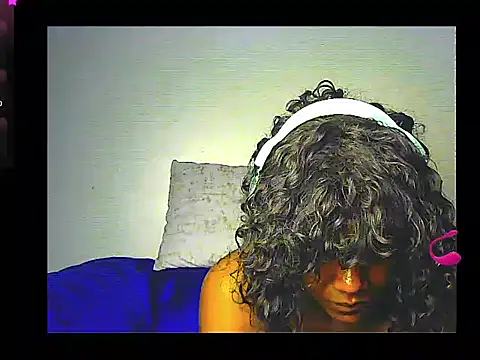 lilylovexx online show from September 2025 07:03:02 PM