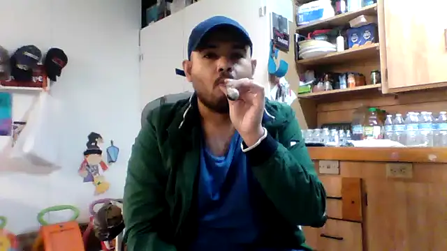 Snapshot of JooveyRose chatting on March 2025 07:16:01 AM JooveyRose online show from March 2025 07:16:01 AM