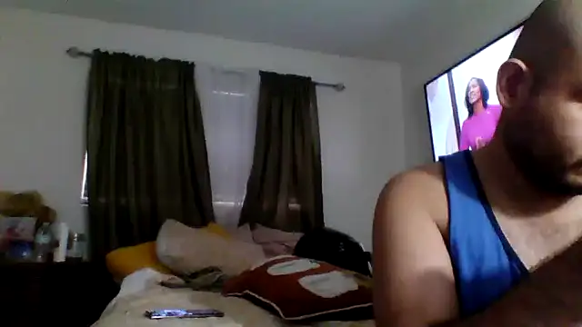 Snapshot of JooveyRose chatting on October 2025 04:28:01 PM JooveyRose online show from October 2025 04:28:01 PM