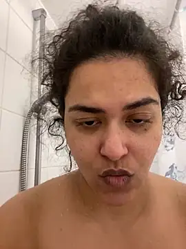 Snapshot of Curvydesifromgermany chatting on March 2026 12:28:01 PM Curvydesifromgermany online show from March 2026 12:28:01 PM