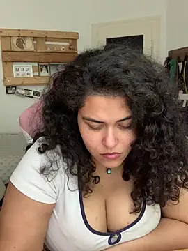 Curvydesifromgermany online show from July 2026 01:37:01 PM