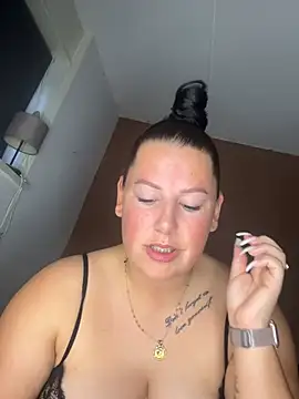 xlinastarrx online show from May 2026 04:51:01 AM