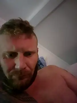 Snapshot of Hunnyhunty420 chatting on April 2026 11:33:01 AM Hunnyhunty420 online show from April 2026 11:33:01 AM