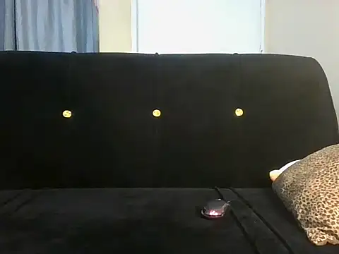 Snapshot of sweetvanilla_ chatting on July 2026 12:12:01 PM sweetvanilla online show from July 2026 12:12:01 PM