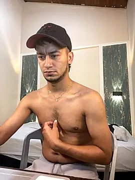 Kevin Torres online show from September 2025 01:44:02 PM