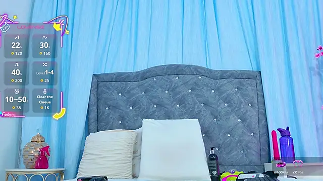 AuraRoss online show from September 2025 07:03:01 PM