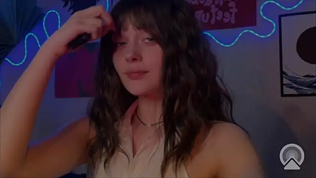 Emilia0 0 7 online show from March 2026 08:39:01 PM