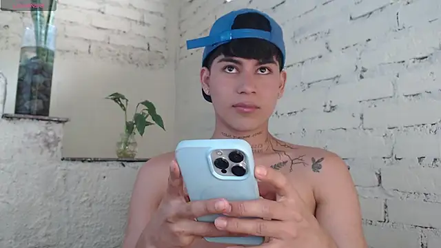 Lukas strong online show from January 2026 05:37:01 PM