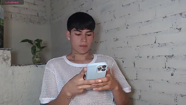 Lukas strong online show from January 2026 01:26:02 PM