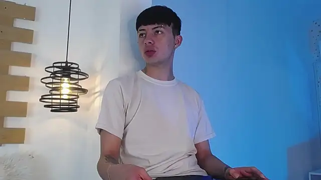 Steev Novoa online show from March 2025 03:51:02 AM