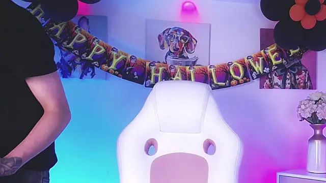 Steev Novoa online show from October 2025 09:17:02 PM