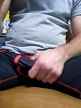 Snapshot of bigdickdaddy2184 chatting on October 2025 09:27:01 PM bigdickdaddy2184 online show from October 2025 09:27:01 PM