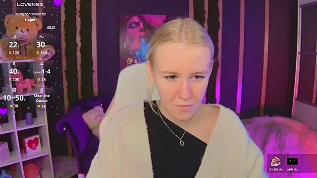 Selenatrend online show from April 2026 06:32:01 AM