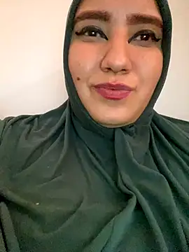 Snapshot of hannahayat chatting on December 2024 04:29:02 PM hannahayat online show from December 2024 04:29:02 PM