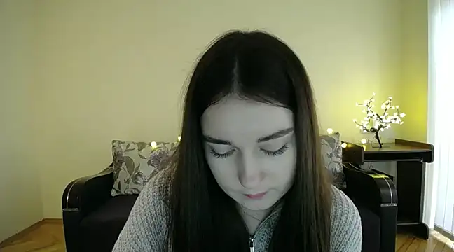 Pretty shy online show from February 2025 11:53:01 AM