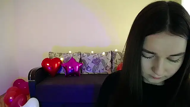 Pretty shy online show from February 2025 09:09:02 AM