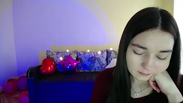 Pretty shy online show from February 2025 09:13:02 AM