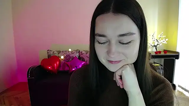 Pretty shy online show from March 2025 09:07:02 AM