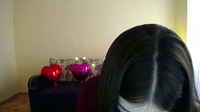 Pretty shy online show from March 2025 12:50:02 PM