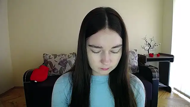 Pretty shy online show from October 2025 08:51:02 AM