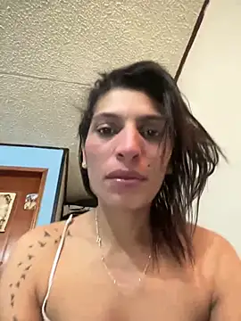 ImCrazzy online show from April 2026 08:20:02 PM