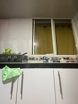 Emiily lee online show from March 2025 09:45:02 AM