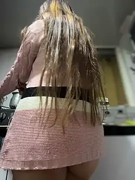 Emiily lee online show from October 2025 09:21:01 AM