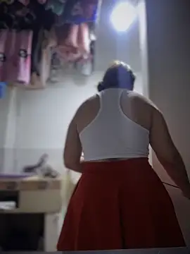 Emiily lee online show from April 2026 10:27:01 AM