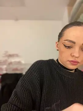 Snapshot of AnaWest chatting on March 2025 06:27:01 AM AnaWest online show from March 2025 06:27:01 AM