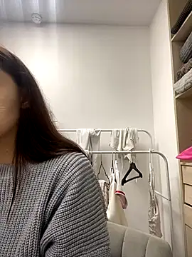 Snapshot of AnaWest chatting on October 2025 06:26:02 AM AnaWest online show from October 2025 06:26:02 AM