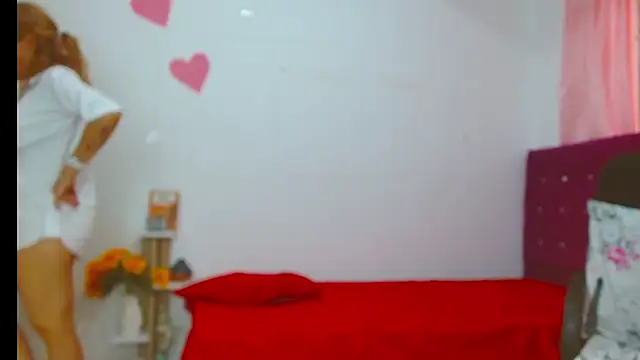 Snapshot of chantalsemenova1 chatting on July 2026 04:46:02 PM chantalsemenova1 online show from July 2026 04:46:02 PM