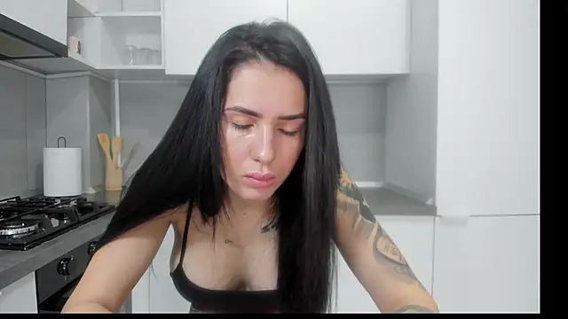 Emmapmg online show from February 2026 10:32:02 AM