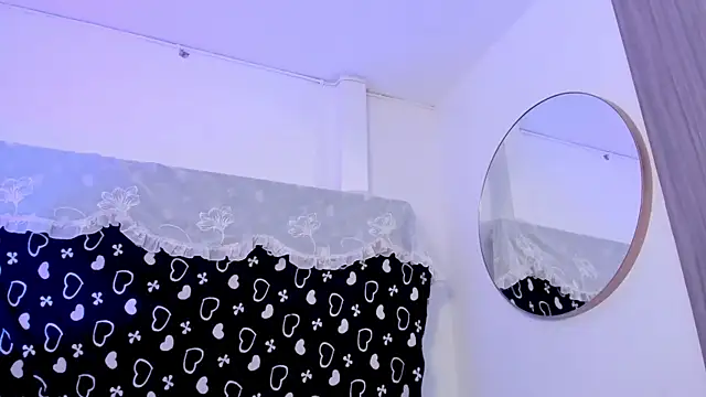 Snapshot of BonnieCute_ chatting on June 2026 12:41:02 AM BonnieCute online show from June 2026 12:41:02 AM