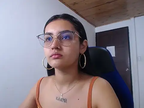 antonella sweetlittle online show from October 2025 12:47:01 PM