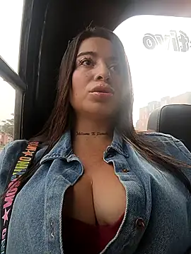 Alona Evans online show from February 2025 01:17:02 PM