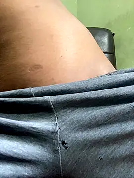 Snapshot of hottbooyy chatting on December 2025 08:23:01 AM hottbooyy online show from December 2025 08:23:01 AM