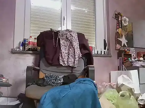 LadyVenere online show from May 2026 05:20:01 PM