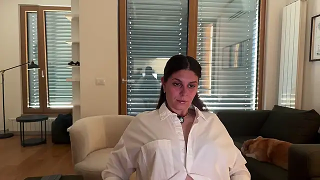 Snapshot of meadow_soprano chatting on June 2026 02:10:02 PM meadow soprano online show from June 2026 02:10:02 PM