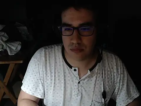 thealfawolf01 online show from March 2025 12:16:02 AM