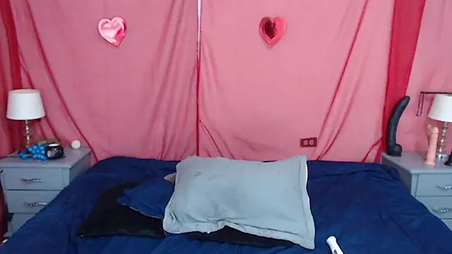 AdelynYasmin online show from March 2025 06:29:01 PM