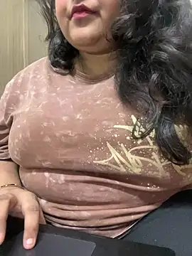 smile pretty online show from January 2025 10:15:02 PM