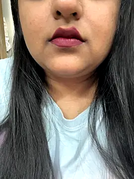 smile pretty online show from October 2025 09:24:01 PM