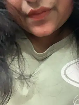 Snapshot of smile_pretty chatting on February 2026 03:51:01 PM smile pretty online show from February 2026 03:51:01 PM