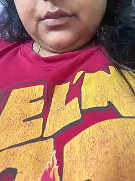 Snapshot of smile_pretty chatting on March 2026 07:27:01 PM smile pretty online show from March 2026 07:27:01 PM