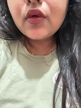 Snapshot of smile_pretty chatting on March 2026 08:59:02 PM smile pretty online show from March 2026 08:59:02 PM