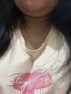 Snapshot of smile_pretty chatting on March 2026 02:39:02 AM smile pretty online show from March 2026 02:39:02 AM