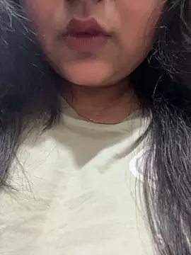 Snapshot of smile_pretty chatting on March 2026 05:39:02 PM smile pretty online show from March 2026 05:39:02 PM