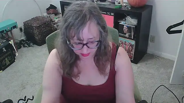 Snapshot of LilyLuscious chatting on October 2025 03:14:01 AM LilyLuscious online show from October 2025 03:14:01 AM