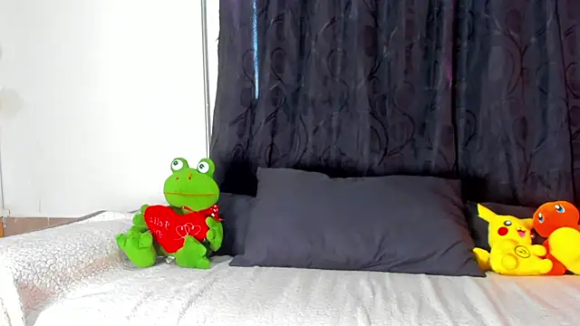 sammyfox97 online show from February 2025 09:32:02 PM